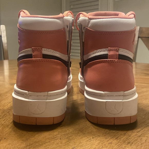 Air Jordan 1 Elevate High SE Women's Shoes - Picture 6 of 7